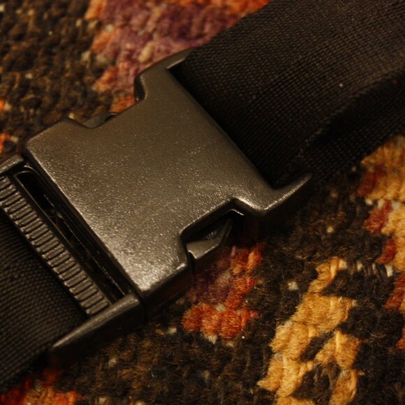 HYER GOODS - Upcycled Leather Fanny Pack, Black, Sustainable - Picture 4 of 10